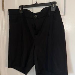 Torrid Size 22 Black Shorts